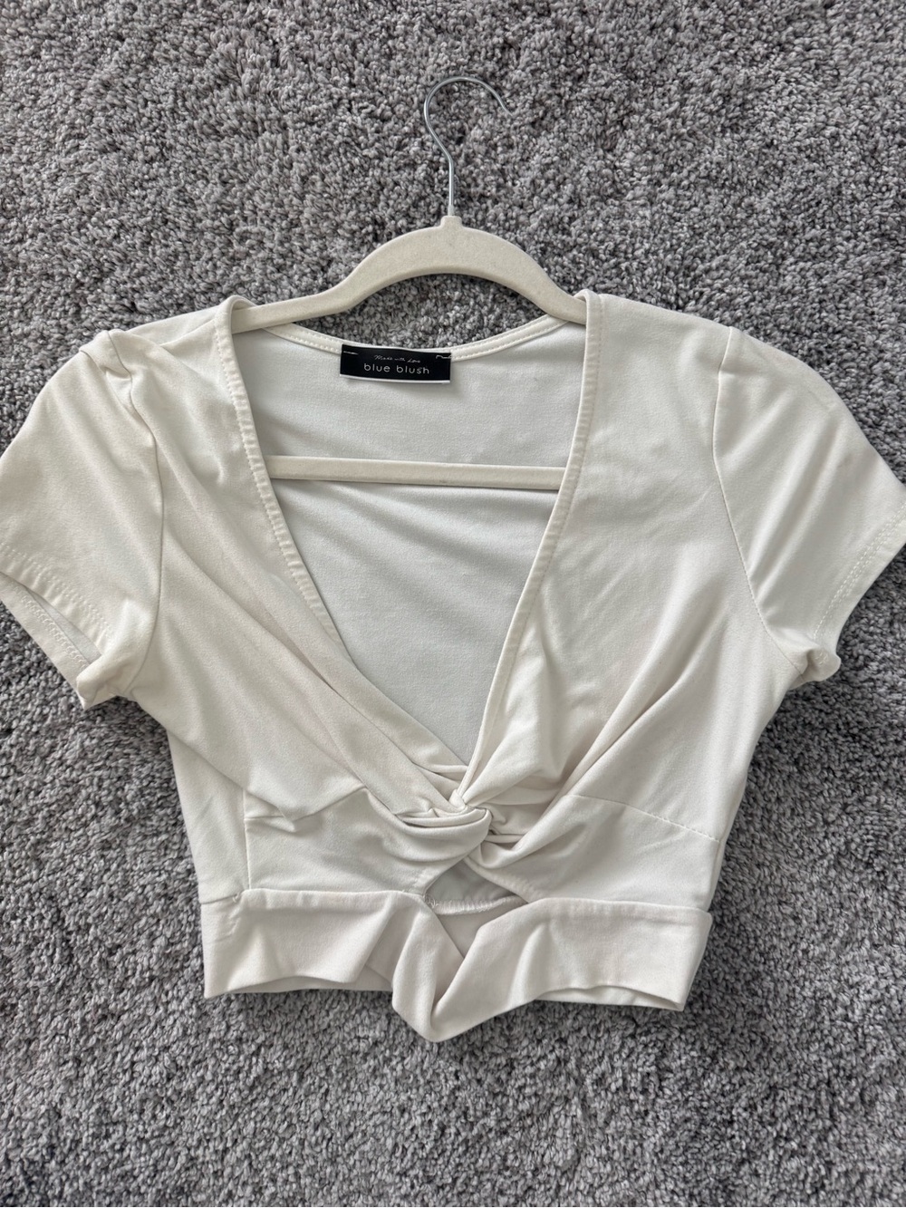 Blue Blush Cream Twist-Front V-Neck Short Sleeve Crop Top